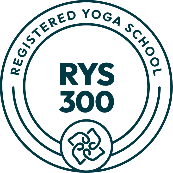 300 hour yoga teaxher training in Rishikesh